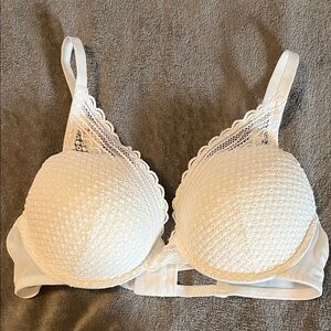 Auden Lace Trim Cream Bra